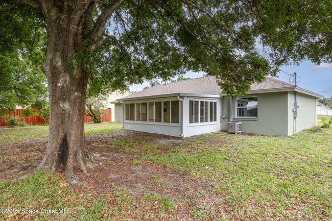 158 Billiar Ave Ne, House other with 3 bedrooms, 2 bathrooms and null parking in Palm Bay FL | Image 23