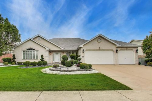 7758 Marquette Dr S, Tinley Park, IL, 60477-4561 | Card Image
