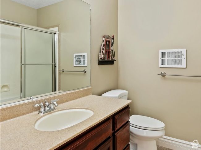 898 E 260 N, House other with 4 bedrooms, 5 bathrooms and 9 parking in Hyde Park UT | Image 38