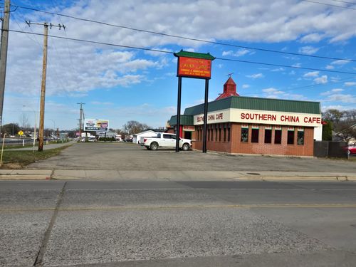 1416 Division St W, Faribault, MN, 55021-5711 | Card Image