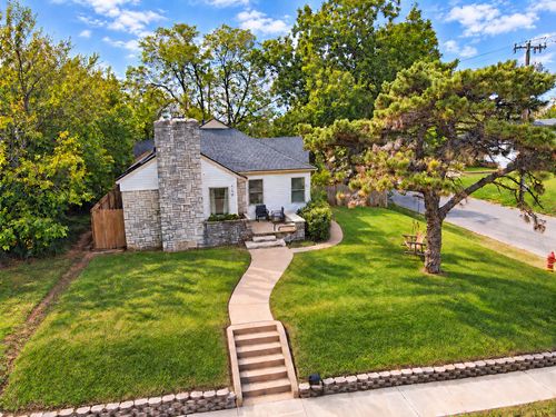 420 11th Ave, Ardmore, OK, 73401-5828 | Card Image
