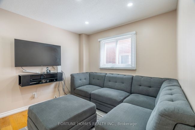 32 Randall Ave, House other with 4 bedrooms, 3 bathrooms and 5 parking in Markham ON | Image 18
