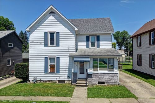 129 2nd St Sw, Strasburg, OH, 44680-1109 | Card Image