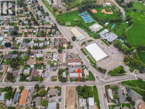 {{alt}} | Card Image