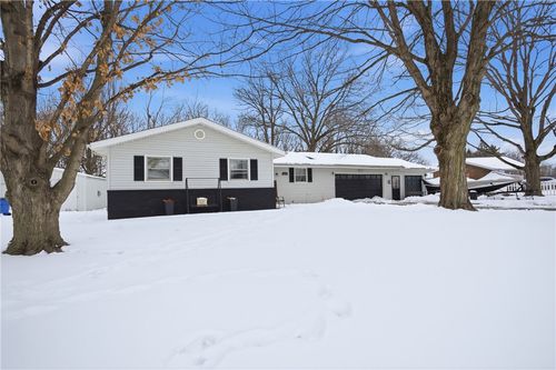 404 N Clark St, Greenup, IL, 62428-1109 | Card Image