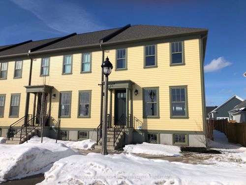 {{alt}} | Card Image