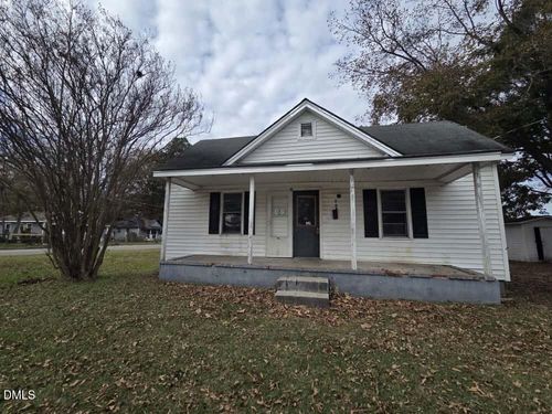 208 S Ethel St, Selma, NC, 27576-2412 | Card Image