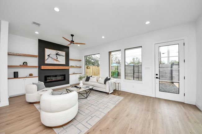 Welcome to a living room thateffortlessly combines comfort andstyle. | Image 4
