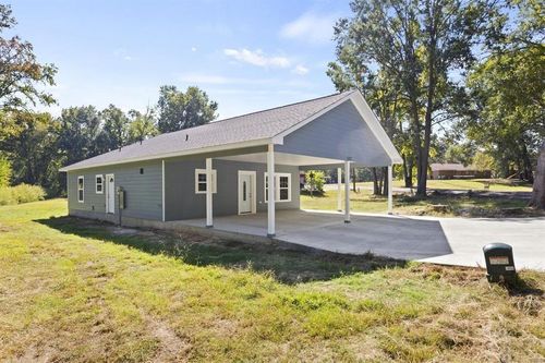 520 N Cecelia Dr, Mount Pleasant, TX, 75455-3511 | Card Image