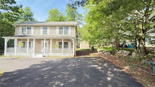 1140 Country Place Dr, Coolbaugh Twp, PA, 18466-7955 | Card Image