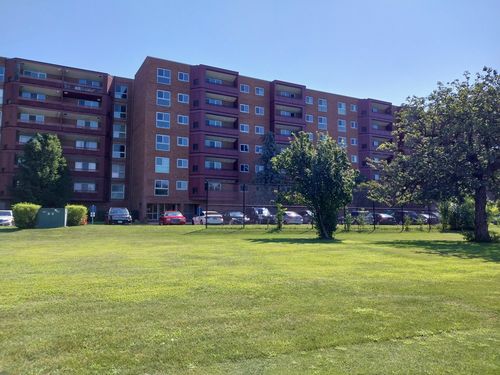 apt-631-200 Park Ave, Calumet City, IL, 60409-5026 | Card Image