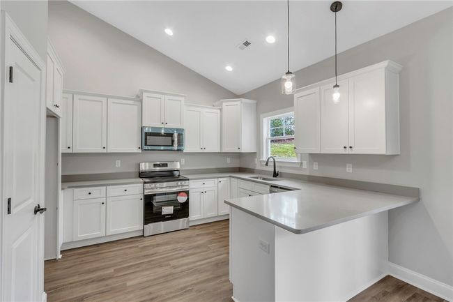 109 Brookside Cir, House other with 3 bedrooms, 2 bathrooms and null parking in Honea Path SC | Image 9