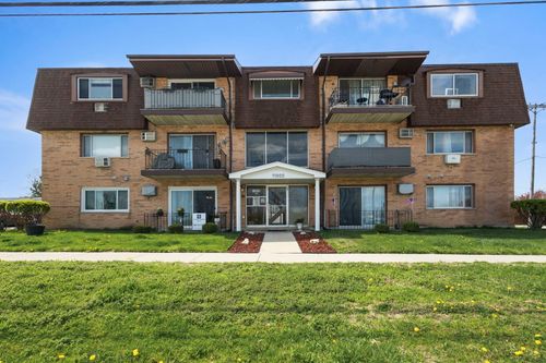 1a-11000 Central Ave, Chicago Ridge, IL, 60415-2434 | Card Image
