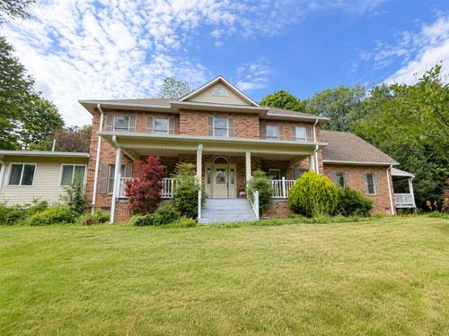 750 Hemlock Rd Nw, Roanoke, VA, 24017-4776 | Card Image