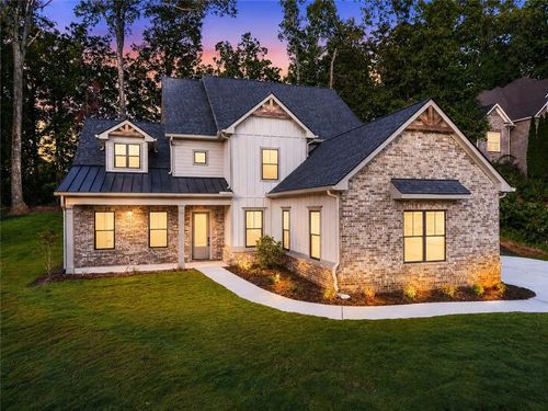 7252 Creekside Way, Jefferson, GA, 30549-8943 | Card Image