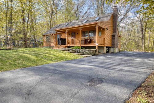 47 Captain Lovewell Ln, Center Ossipee, NH, 03814-6211 | Card Image