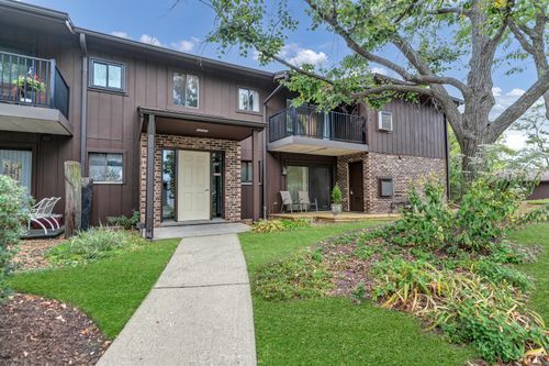 apt-102-55 W 64th St, Westmont, IL, 60559-3114 | Card Image
