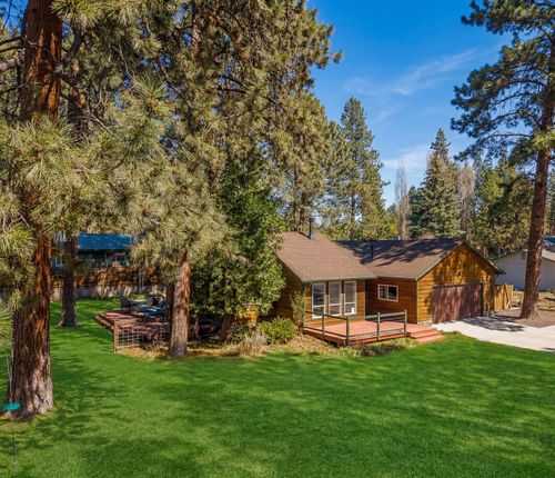 19920 Ponderosa St, Bend, OR, 97702-9733 | Card Image