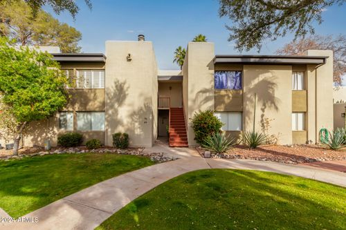 70-4201 E Camelback Road, Phoenix, AZ, 85018 | Card Image