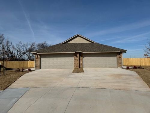 607 Marlin Court, Chickasha, OK, 73018 | Card Image