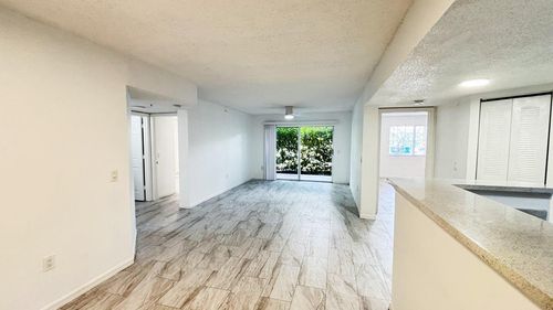 apt-107-5025 Wiles Rd, Coconut Creek, FL, 33073-4206 | Card Image