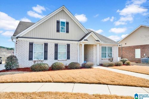 4678 Brookshire Ln, BESSEMER, AL, 35022-1200 | Card Image