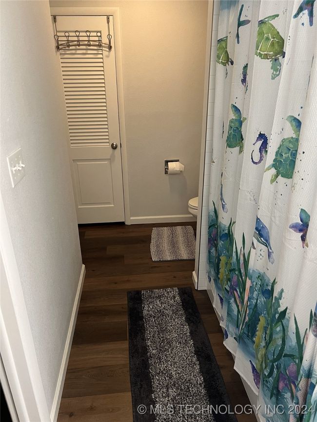 Full Bath 2 | Image 21
