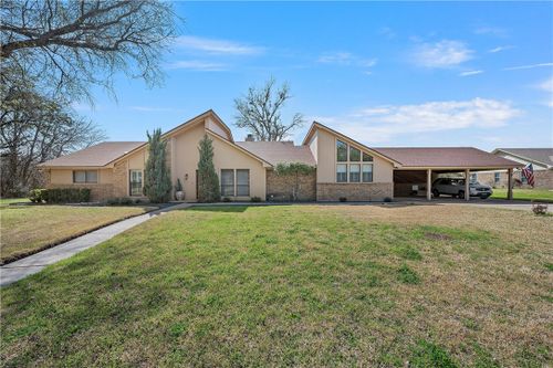 319 Bluebonnet Circle, McGregor, TX, 76657 | Card Image