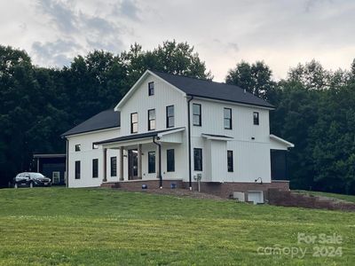 451 & 449 Hwy 16 N None, House other with 3 bedrooms, 2 bathrooms and null parking in Taylorsville NC | Image 2