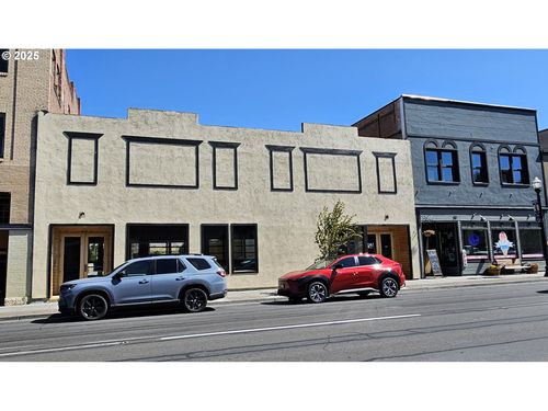 213 E 2nd St, The Dalles, OR, 97058-2105 | Card Image