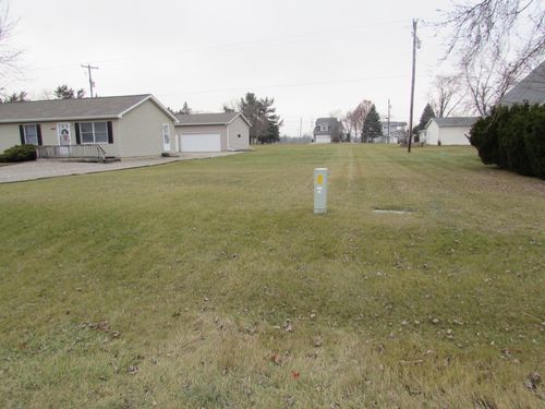 16014 Cement City Road, Cement City, MI, 49233 | Card Image