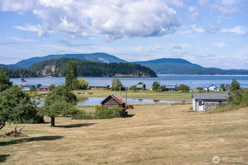 103 Less Traveled Rd, Lopez Island, WA, 98261-8481 | Card Image