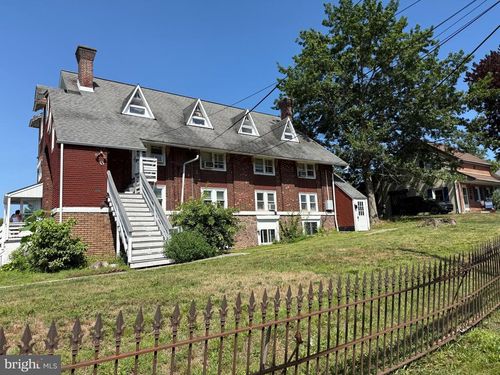 2-502 Church St, ROYERSFORD, PA, 19468-2012 | Card Image