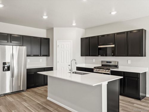 8867 Salida St, Commerce City, CO, 80022-9184 | Card Image