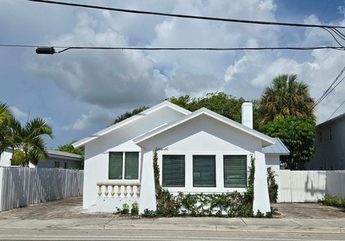 3809 S Olive Ave, West Palm Beach, FL, 33405-2335 | Card Image