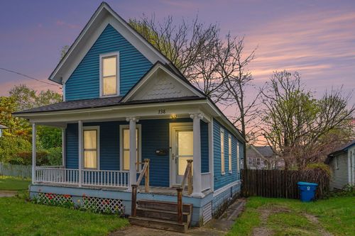 738 Forest St, Kalamazoo, MI, 49008-1312 | Card Image