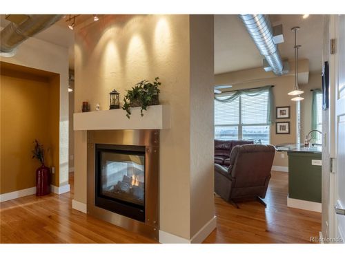 425-10111 Inverness Main St, Englewood, CO, 80112-5722 | Card Image