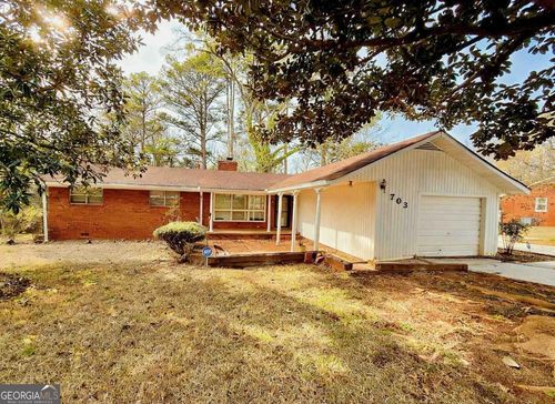 703 S West St, Greensboro, GA, 30642-1243 | Card Image