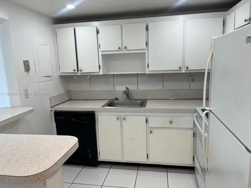 apt-412-1465 Ne 123rd St, North Miami, FL, 33161-6038 | Card Image
