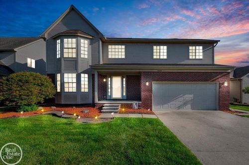 32058 Shadywood Dr, Chesterfield, MI, 48047-4575 | Card Image