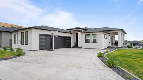 5658 S Newport Place Pr, Kennewick, WA, 99337 | Card Image