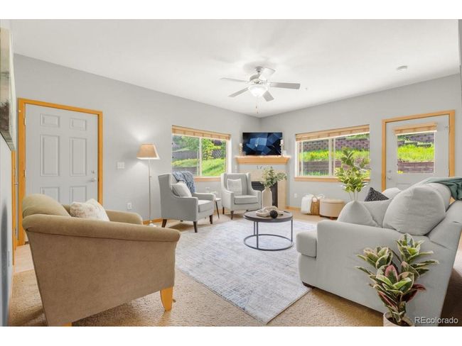 202 - 140 Sterling Loop, House attached with 2 bedrooms, 2 bathrooms and null parking in Fraser CO | Image 4