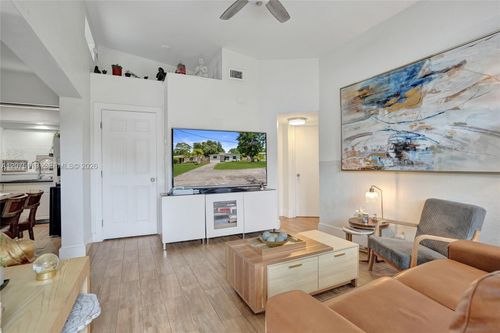 2701 Garfield St, Hollywood, FL, 33020-3319 | Card Image