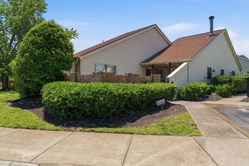 301 Laurel Hill Dr, Old Hickory, TN, 37138-4259 | Card Image