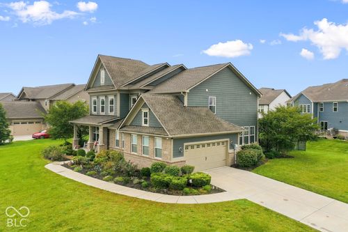 10549 Vermillion Dr, Fortville, IN, 46040-8907 | Card Image