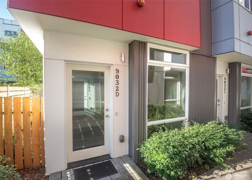 d-9032 14th Ave Nw, Seattle, WA, 98117-3407 | Card Image