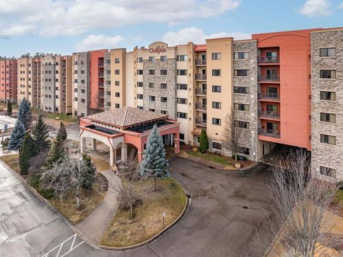 2359-2411 River Rd, Wisconsin Dells, WI, 53965 | Card Image