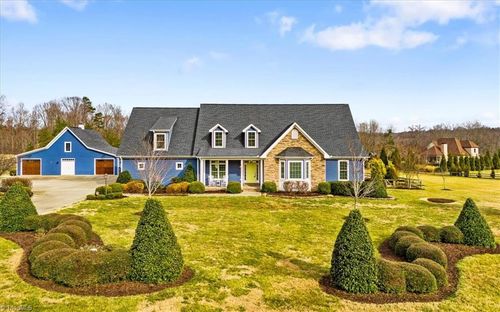 8540 Linville Rd, Oak Ridge, NC, 27310-9112 | Card Image