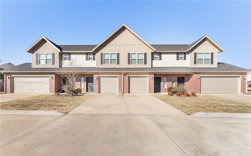 2707-2701 W Shasta Rd, Rogers, AR, 72758-2005 | Card Image