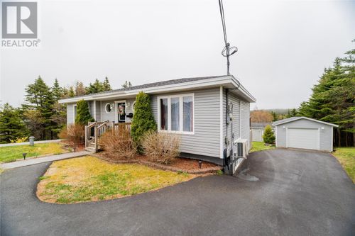 29 Bullocks Town Rd, Torbay, NL, A1K1B6 | Card Image